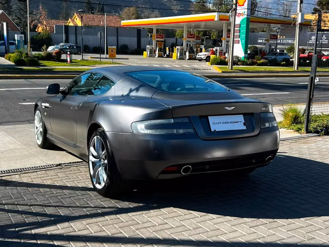 ASTON MARTIN DB9 COUPE 6.0 V12  2012