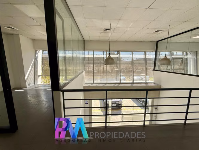 BODEGA Avenida los vientos