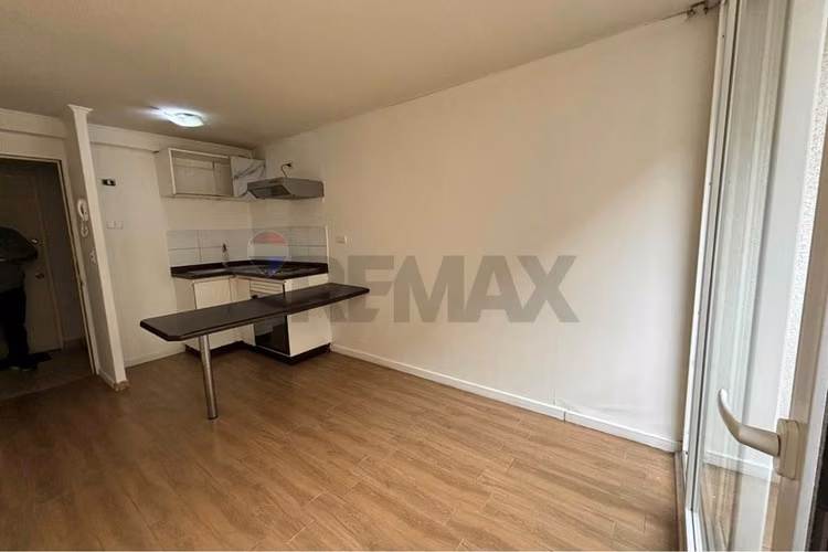 Venta/excelente plusvalía: 1d,1b metro ecuador