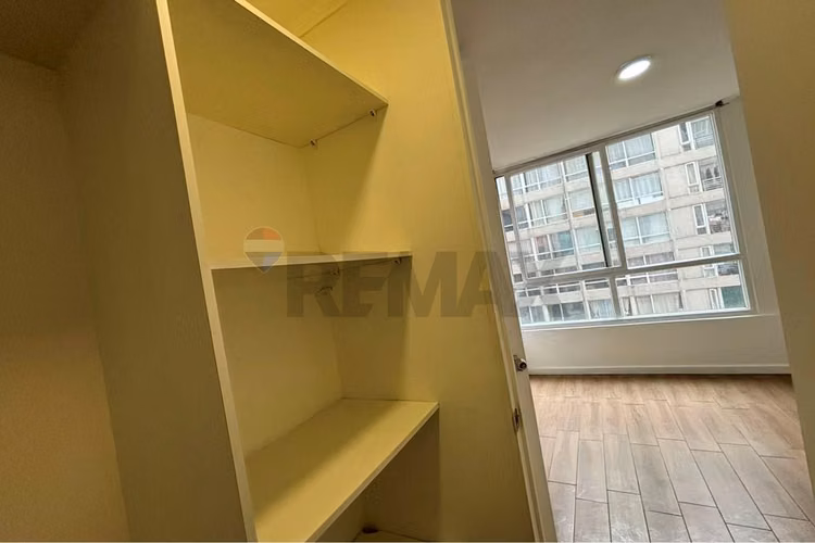 Venta/excelente plusvalía: 1d,1b metro ecuador