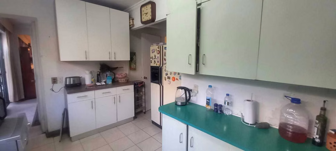 Amplia casa, ideal para remodelar, Las Condes (173202)