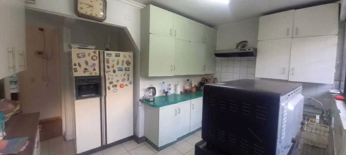 Amplia casa, ideal para remodelar, Las Condes (173202)