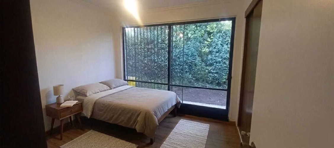 Amplia casa, ideal para remodelar, Las Condes (173202)