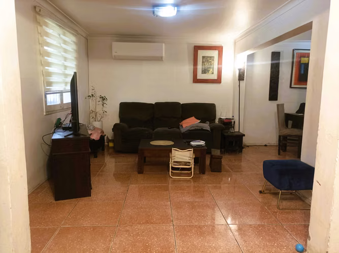 Amplia Casa en Diagonal Santa Elena. Lira (173194)