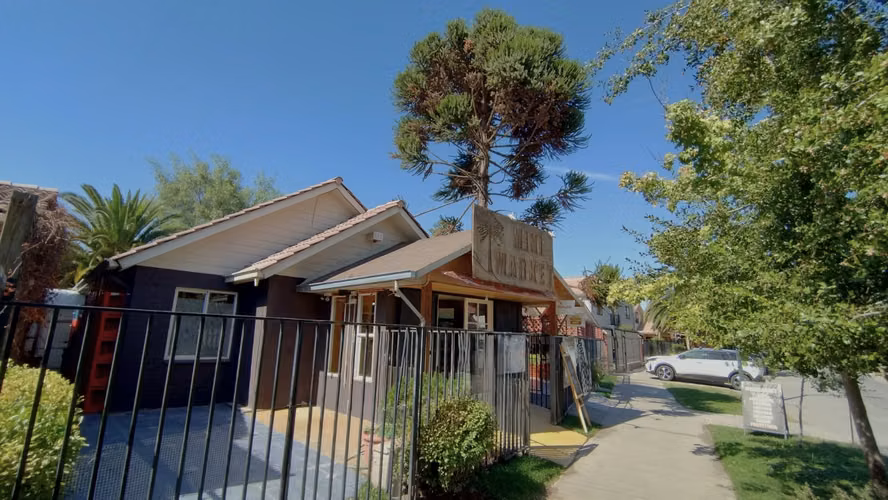 SE VENDE CASA EN LAMPA CON LOCAL COMERCIAL, AMPLIO TERRENO