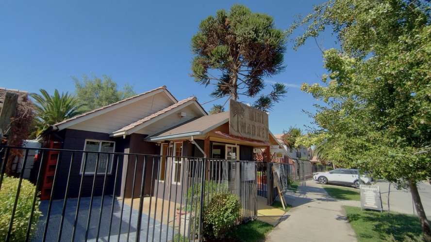 EXCELENTE OPORTUNIDAD DE CASA PROPIA CON LOCAL COMERCIAL - Imagen 3