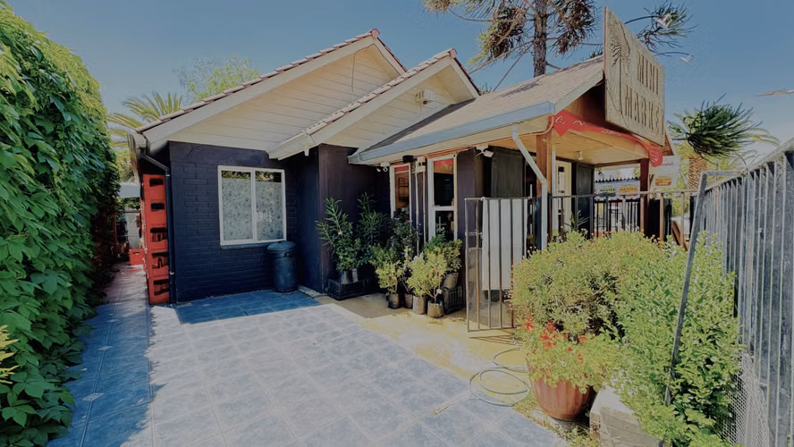 SE VENDE CASA EN LAMPA CON AMPLIO TERRENO
