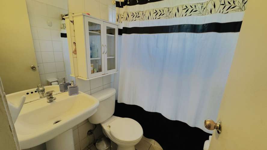 EXCELENTE OPORTUNIDAD DE CASA PROPIA CON LOCAL COMERCIAL - Imagen 7