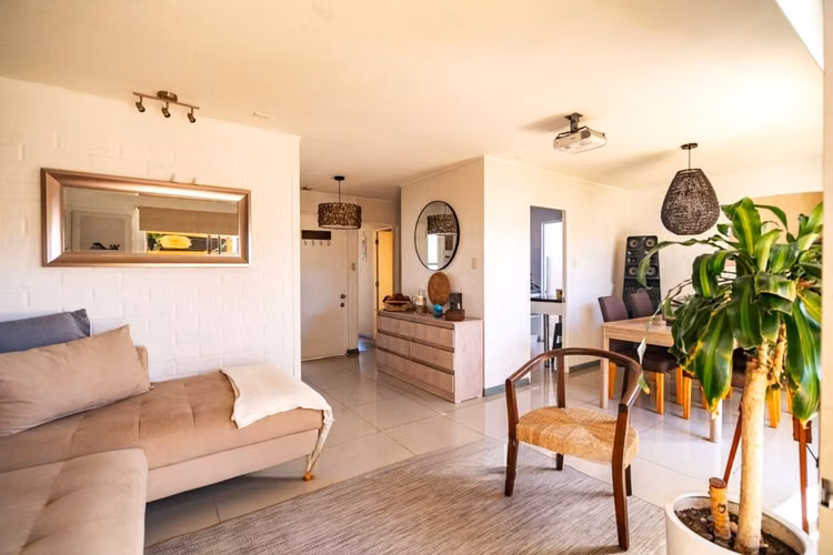 Oportunidad imperdible ! Casa 3D/3B/E ,Sector Tranquilo El Valle ,Coquimbo.Alta Plusvalía - Imagen 1