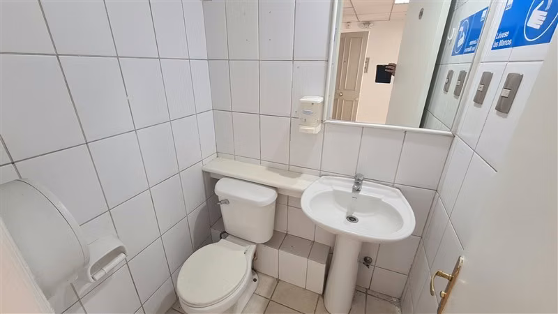 Oficina Arriendo Santiago 41m2 P. de Armas 1P 1B K Impecable - Imagen 39