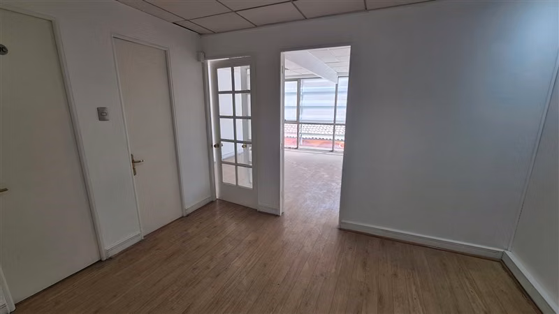 Oficina Arriendo Santiago 41m2 P. de Armas 1P 1B K Impecable - Imagen 20