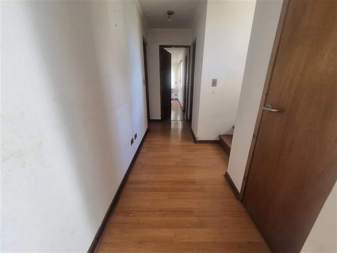 Casa en arriendo de 4 dormitori. con piscina , en Rinconada