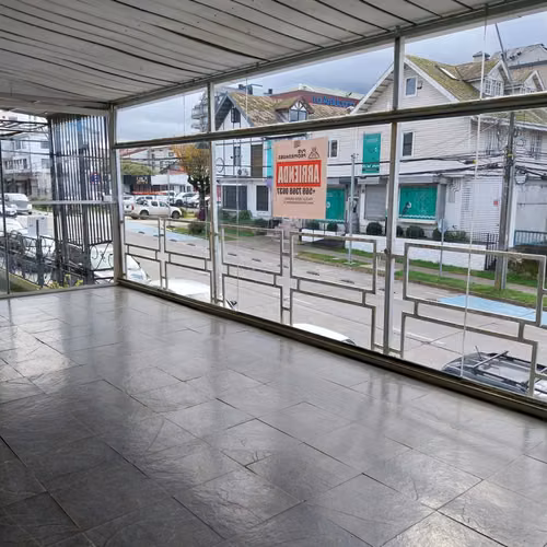 LOCAL COMERCIAL  AVENIDA ALEMANIA/CAUPOLICÁN