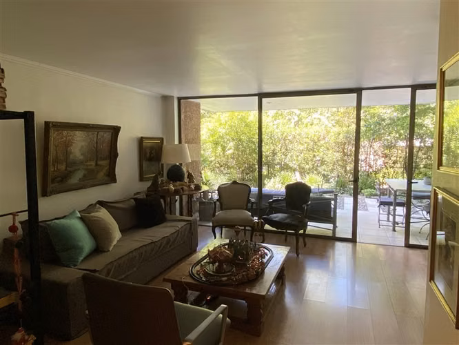 Departamento en venta de 4 dorm. en Lo Barnechea