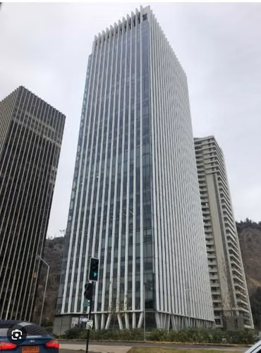 Arriendo OFICINA en Nueva Torre Santa María Providencia