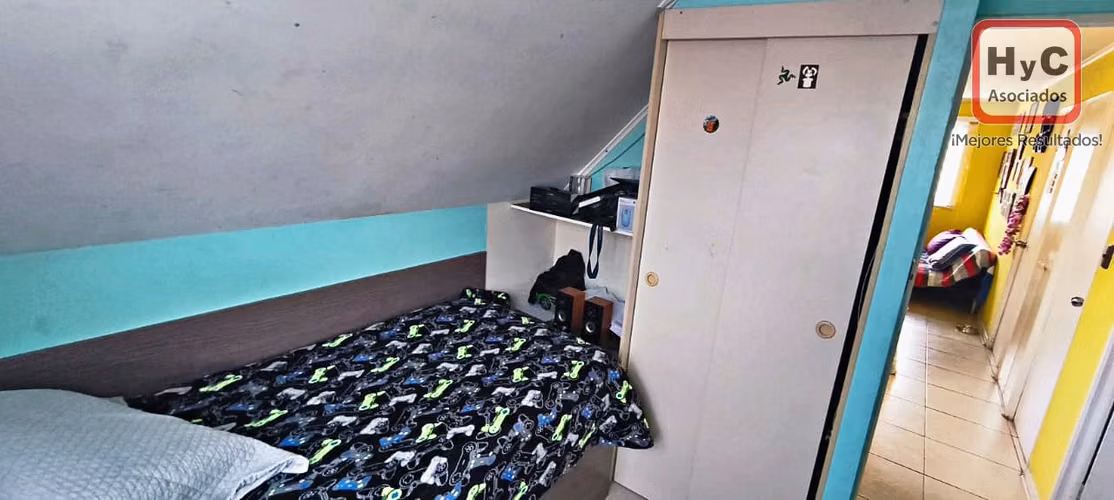Amplia Casa de 4 Dormitorios 2 Baños con Patio Techado y Piscina