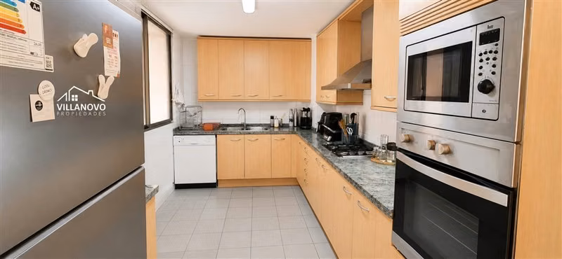 Departamento en arriendo El Golf Las Condes 4D, 2E, 1B