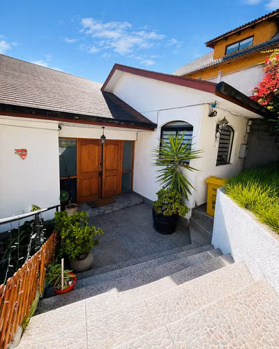 Hermosa casa en Reñaca bajo en venta  oportunidad de inversion