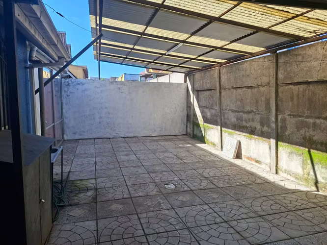 ¡SE ARRIENDA EXCELENTE CASA EN VILLA LOMAS DE LIRCAY – TALCA!