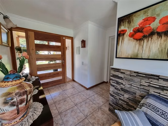 Casa en venta 5 dorm Isla de Maipo - gran terreno - piscina