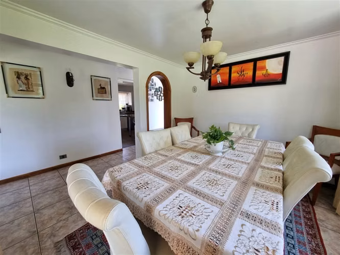 Casa en venta 5 dorm Isla de Maipo - gran terreno - piscina