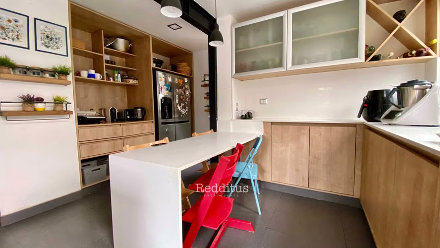 Remodelada y ampliada, pasos Lincoln (173366)