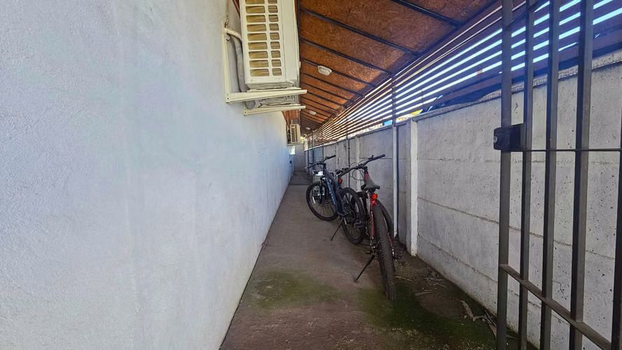 Parcela Yerbas Buenas  2 casas, Piscina, quincho (173370)