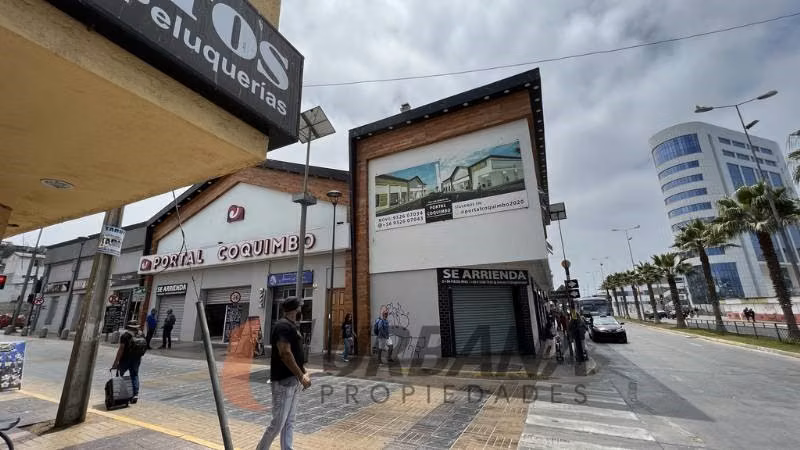 Local LOCALES COMERCIALES EXCELENTE UBICACIÓN