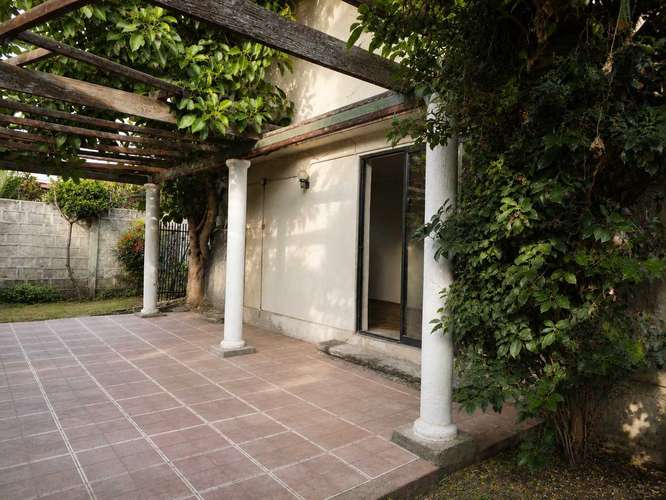 REBAJADA! CENTRAL Y SEGURA CASA   (173387) - Imagen 5