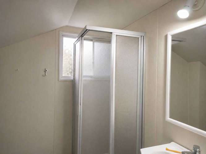 REBAJADA! CENTRAL Y SEGURA CASA   (173387) - Imagen 23