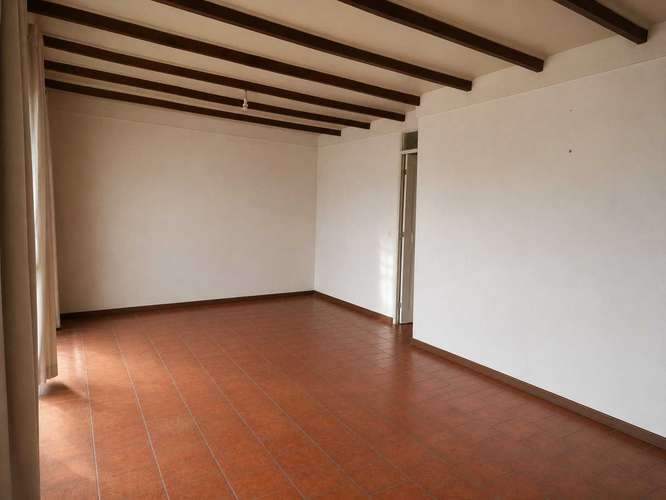 REBAJADA! CENTRAL Y SEGURA CASA   (173387) - Imagen 11