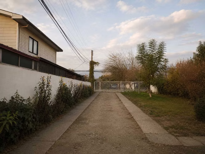 CENTRAL Y SEGURA CASA EN TRANQUILO BARRIO (173387)