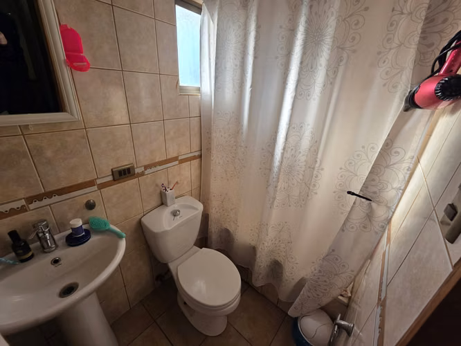 Amplia Casa en Venta en Villa Galilea, Curicó