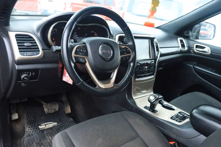 SUV JEEP GRAND CHEROKEE 3.6 LAREDO BENCINA 4X4 AUTOMATICO 2014