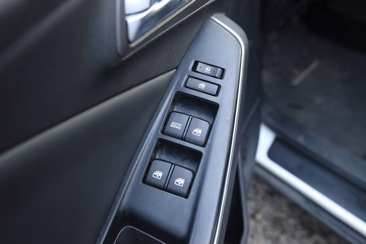 CHANGAN CS15 AÑO 2024 UNICA DUEÑA FULL EQUIPO CON AC MT BENCINA