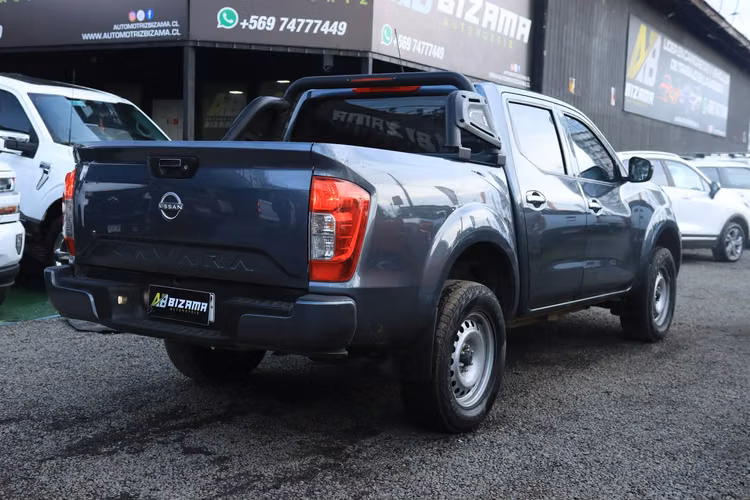 NISSAN NAVARA 2025 FULL EQUIPO 4X4 SE DIESEL MT CON AC FACTURABLE