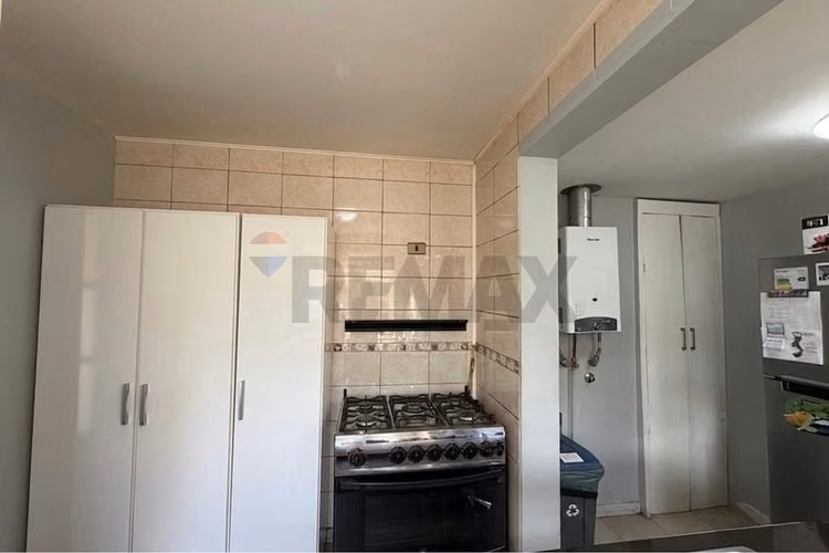 Hermosa casa en condominio lampa
