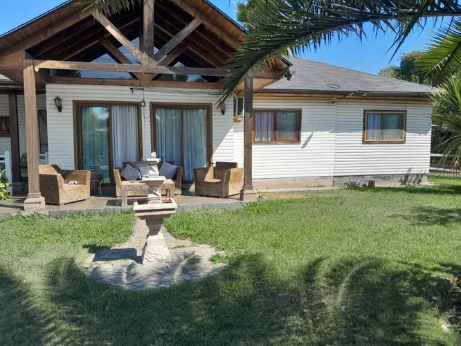 Coinco, Casa con Amplio Terreno