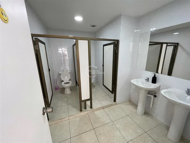 Local Comercial en arriendo en Estación Central