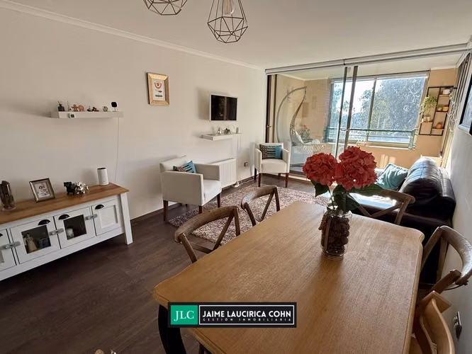 Grato departamento en venta en Península de Andalué