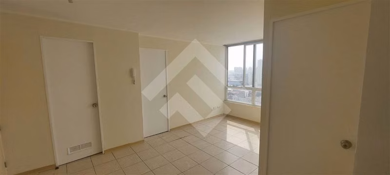 Depto. 2 dorm, 1 baño, calle Zenteno, comuna de Santiago