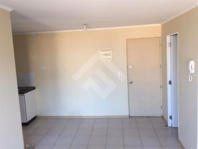 2 dorm., 1 baño, calle Zenteno con Pedro Lagos