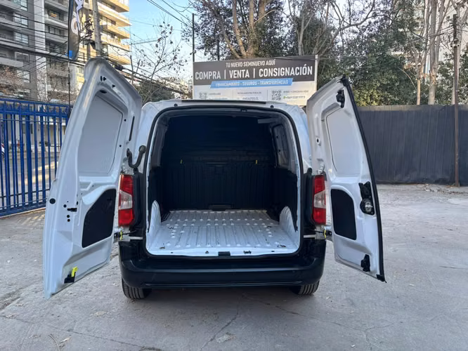 2024 Opel Combo 1.5 TD MT6 E6 AC