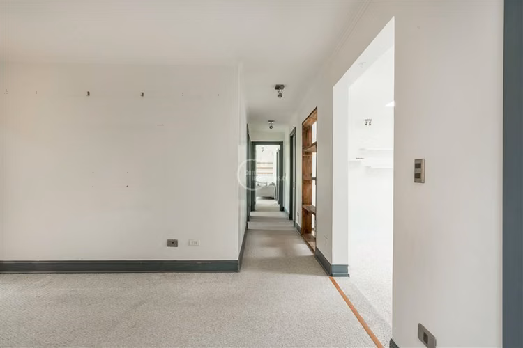Casa en venta de 5 dorm. en Colina
