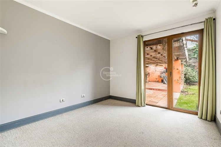 Casa en venta de 5 dorm. en Colina