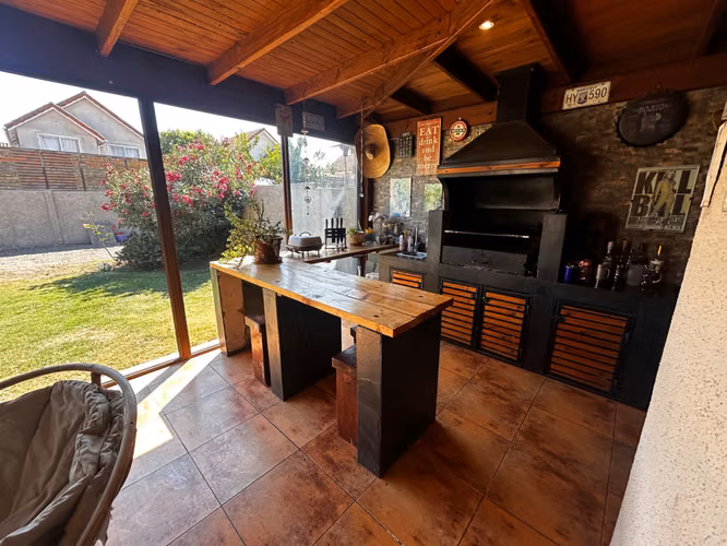Casa 3D,3B, 2E, Logg,  Quincho, Acceso Laguna (173439)