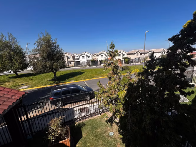 Casa 3D,3B, 2E, Logg,  Quincho, Acceso Laguna (173439)