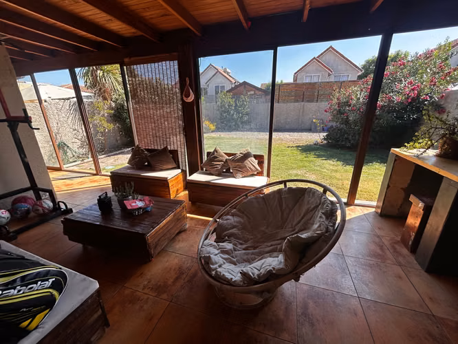 Casa 3D,3B, 2E, Logg,  Quincho, Acceso Laguna (173439)