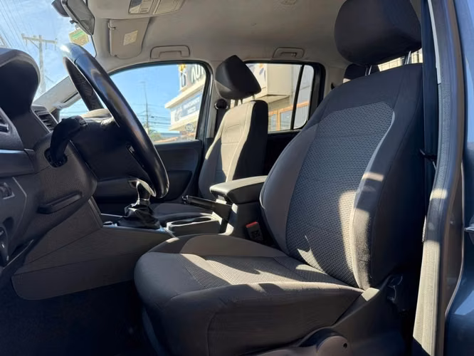 VOLKSWAGEN AMAROK 2023