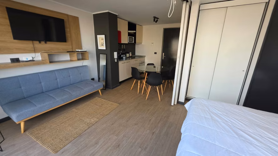 Departamento Amoblado En Arriendo A Pasos De Parque Almagro